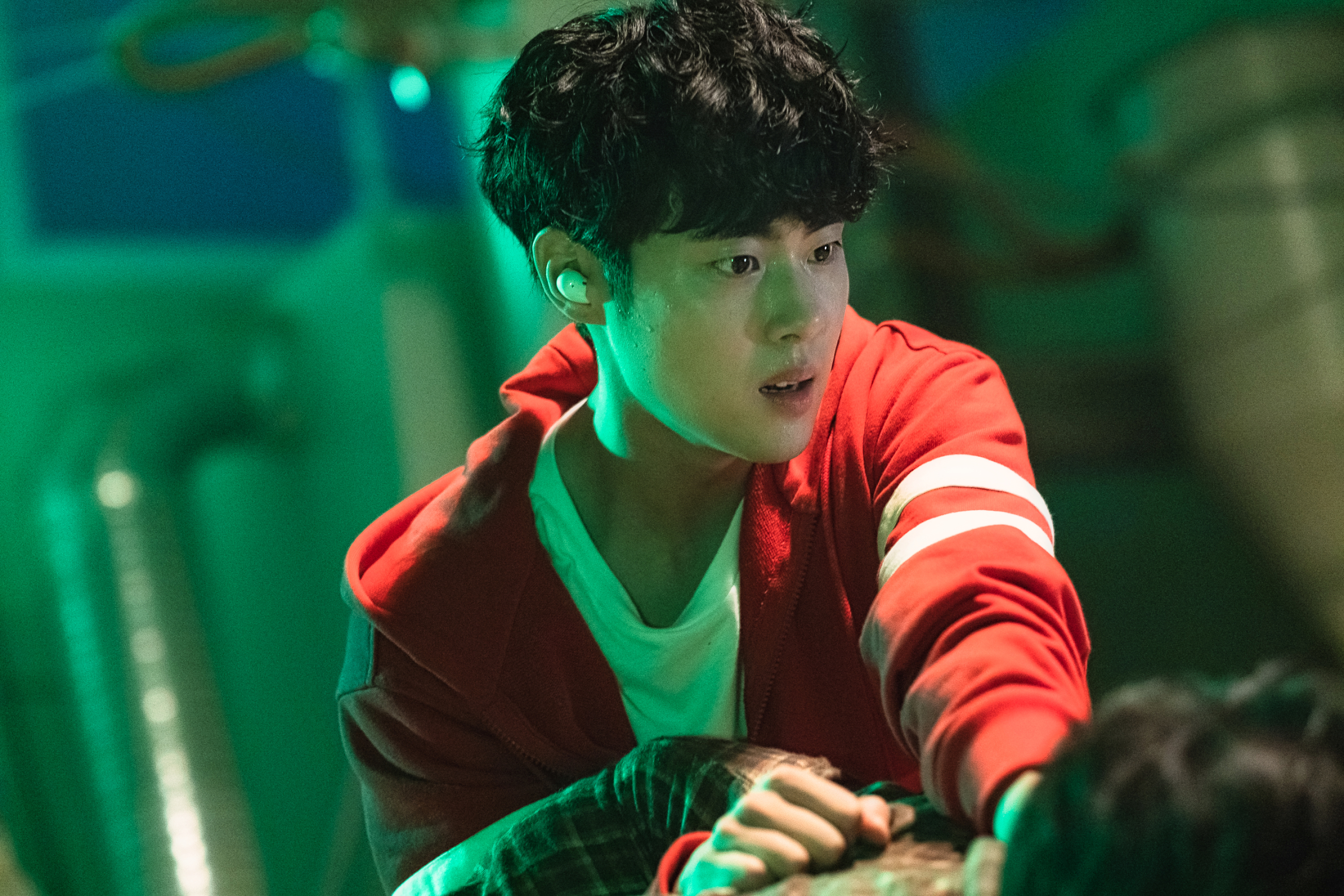 korea-netflix-uncanny-counter