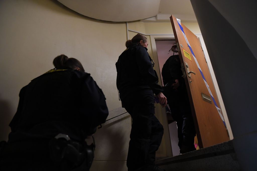 Ce se întâmplă când mama ta te ține captiv în casă pentru 28 de ani