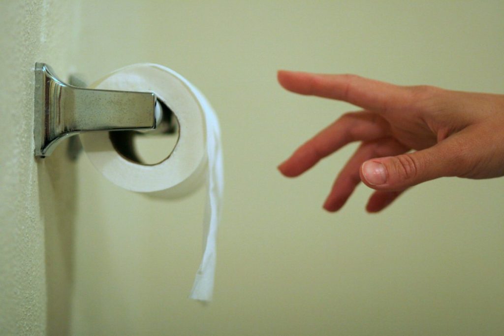 Is There A ‘Correct’ Way To Wipe Your Arse?