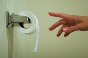 heres-why-shopping-makes-you-have-to-poop
