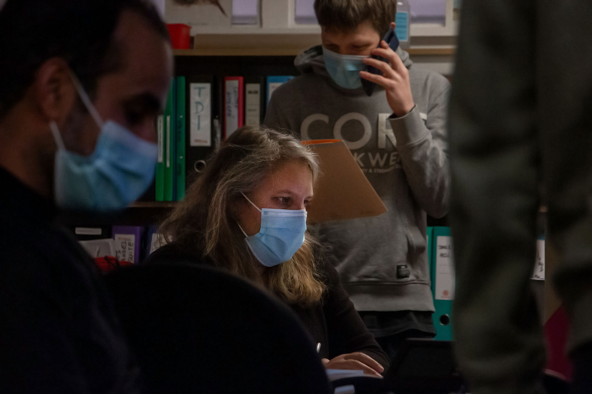 LAMA 06 - Isabelle Demoulin, dans le bureau.jpg