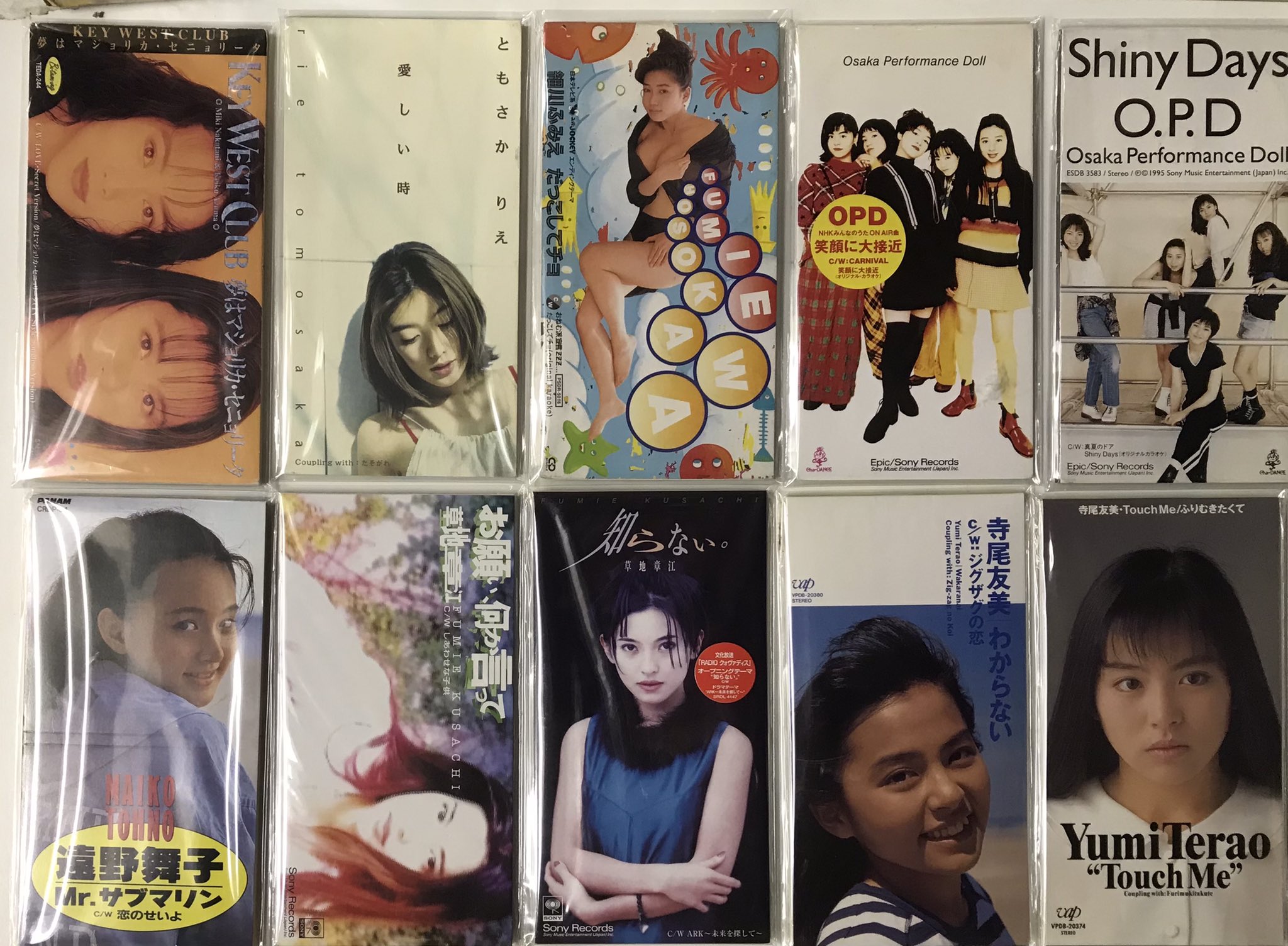 cassette tapes, comeback, trend, japan, nostalgia, gen z, music, fashion
