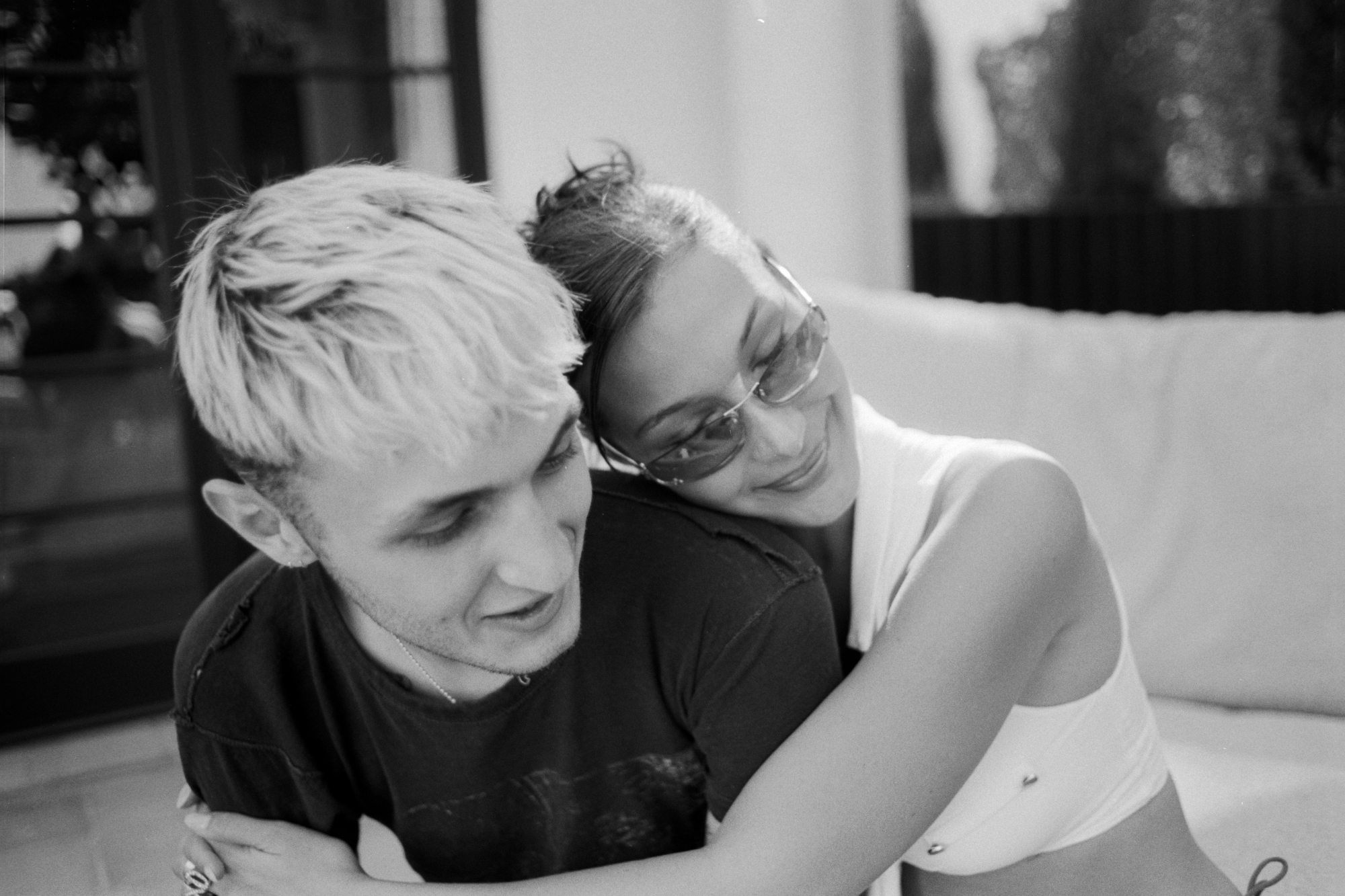 Bella Hadid hugging her brother Anwar Hadid.
