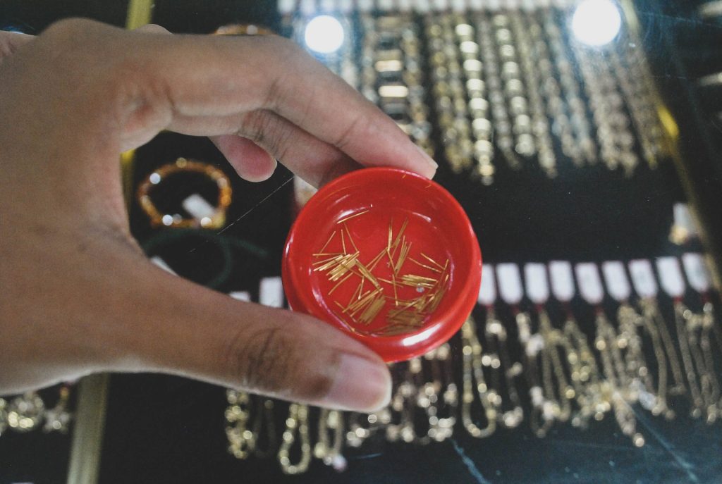 Mendalami Seluk Beluk Pasang Susuk, Praktik Klenik yang Tetap Lestari di Jawa