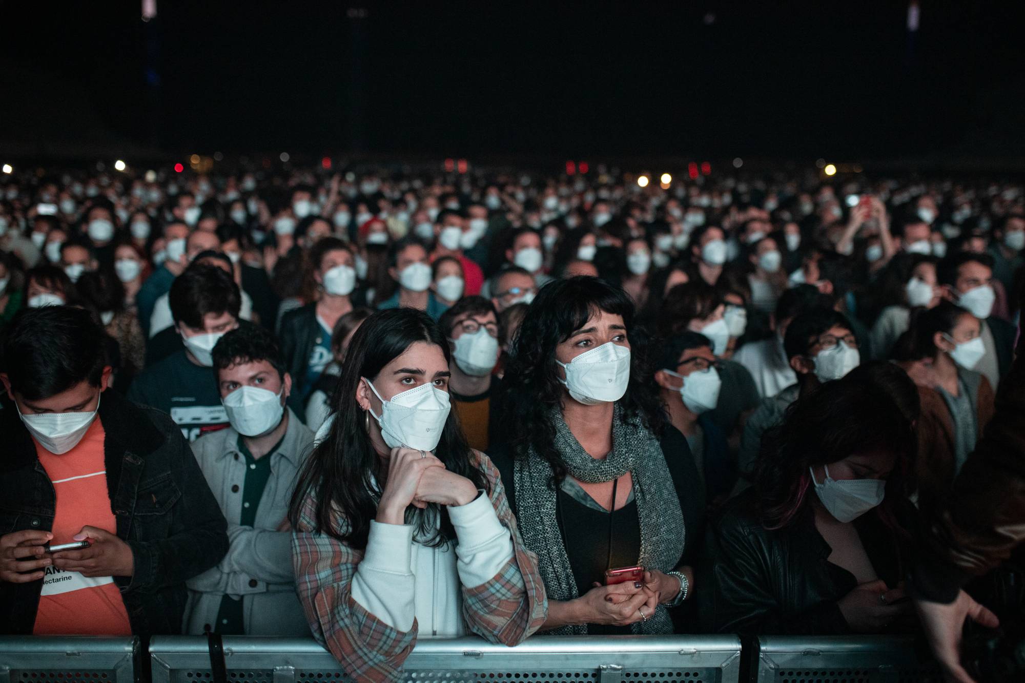Attendees of the experimental Love of Lesbian concert in Spain