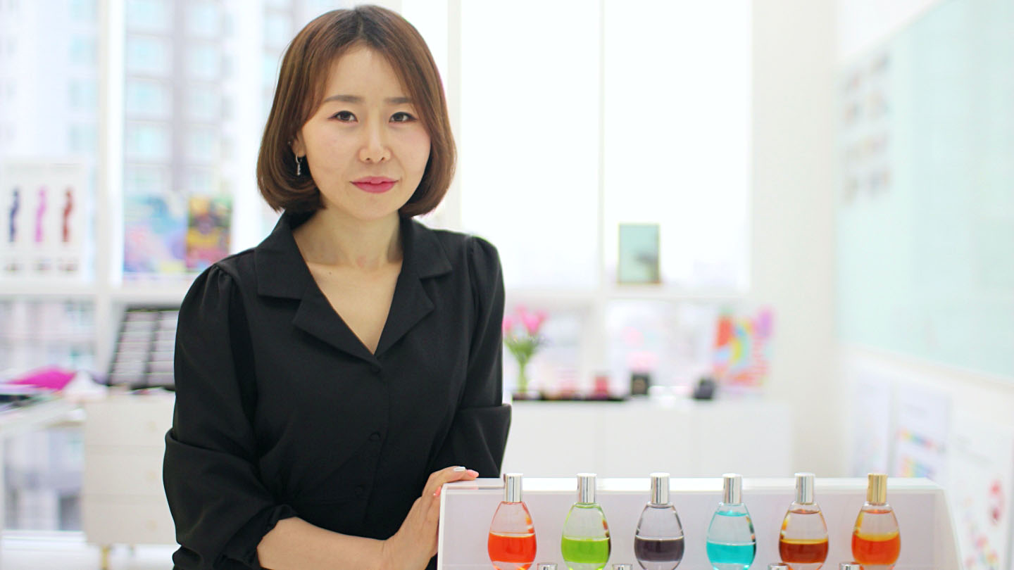 이미지 컨설턴트, 뷰티, 패션, 화장품, 색깔, 탈북민, 북한, 미용, 김정은