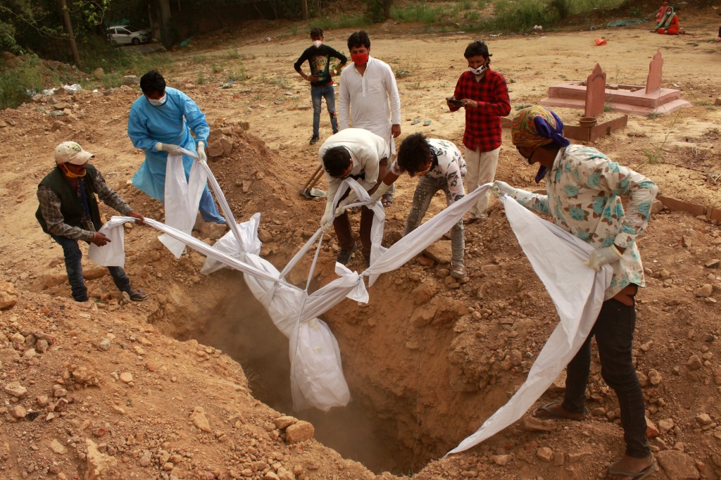 india, coronavirus, vaccine, crisis