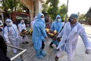 india covid cases hit record