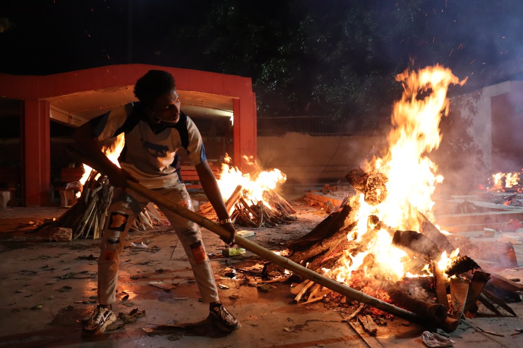 We Spoke to a Cremator at the Center of India’s COVID Hell