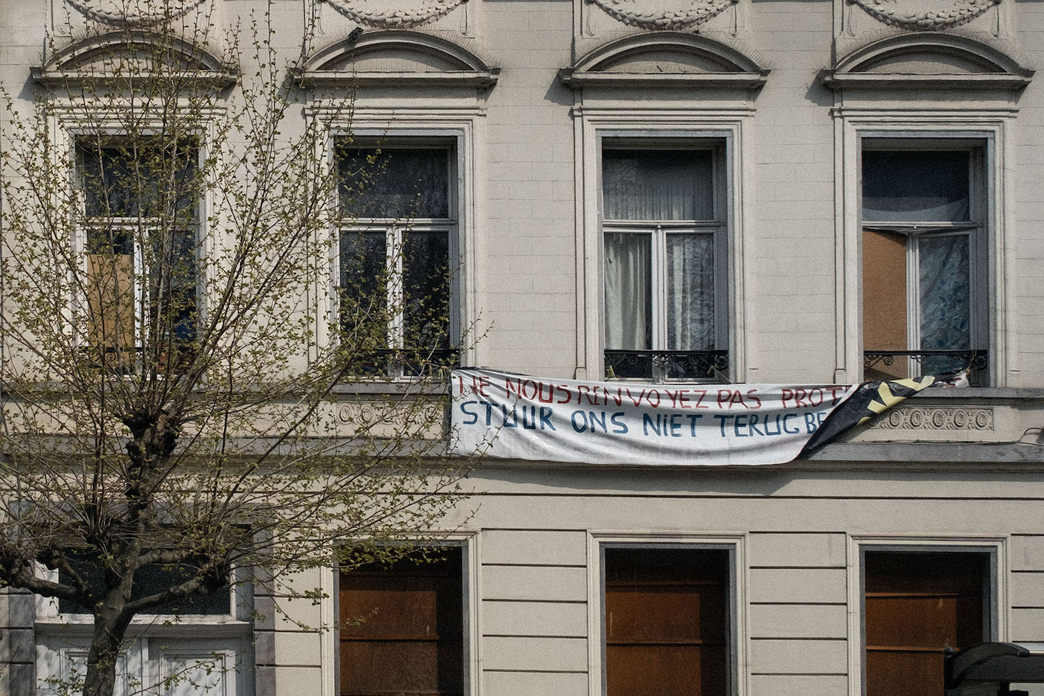 SquatRefuge1.jpg