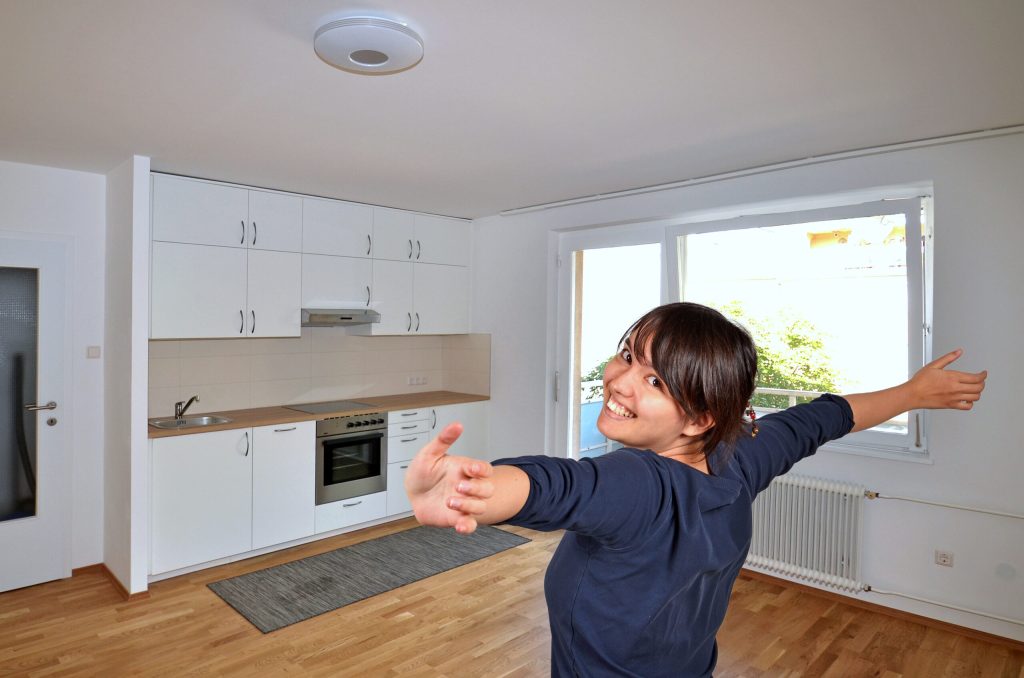 Mi-am închiriat apartamentul prin Airbnb și m-am trezit că a devenit bordel