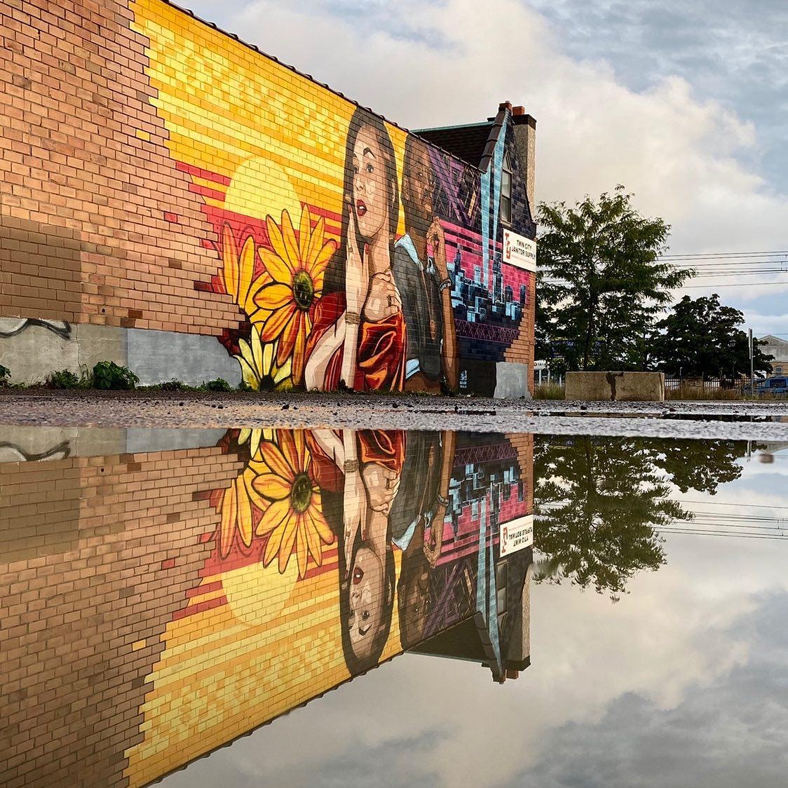 Art by Reggie LeFlore @ral86, Photo by Giesla Hoelscher.jpeg