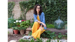 Ester en su huerta