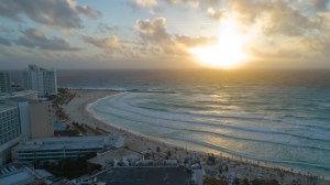 Pembunuh Kiriman Kartel Meksiko Naik Jet Ski Tembaki Pantai Cancun, Dua Orang Tewas