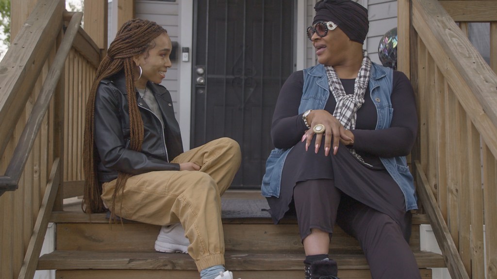 VICE World News' Eva Reign (L) with trans activist Jeynce Poindexter (R) in Detroit.