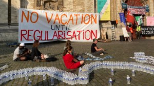 Greve sans-papiers eglise Beguinage Bruxelles