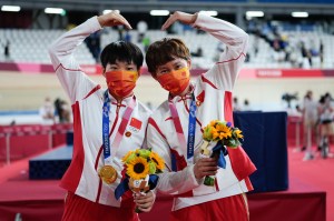 mao badges pin china olympics