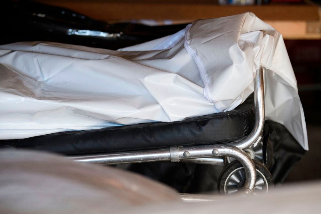 Unvaccinated Couple Died of COVID 3 Hours Apart and Left Behind 2 Teens
