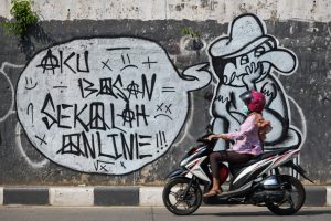 Gejayan Memanggil gelar lomba mural kritik pemerintah juaranya yang paling cepat dihapus aparat