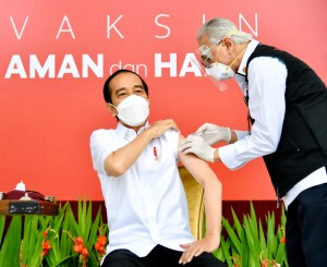 Koalisi Sipil Somasi Presiden Joko Widodo dan Menkes, Desak Buka Data Penerima Vaksin