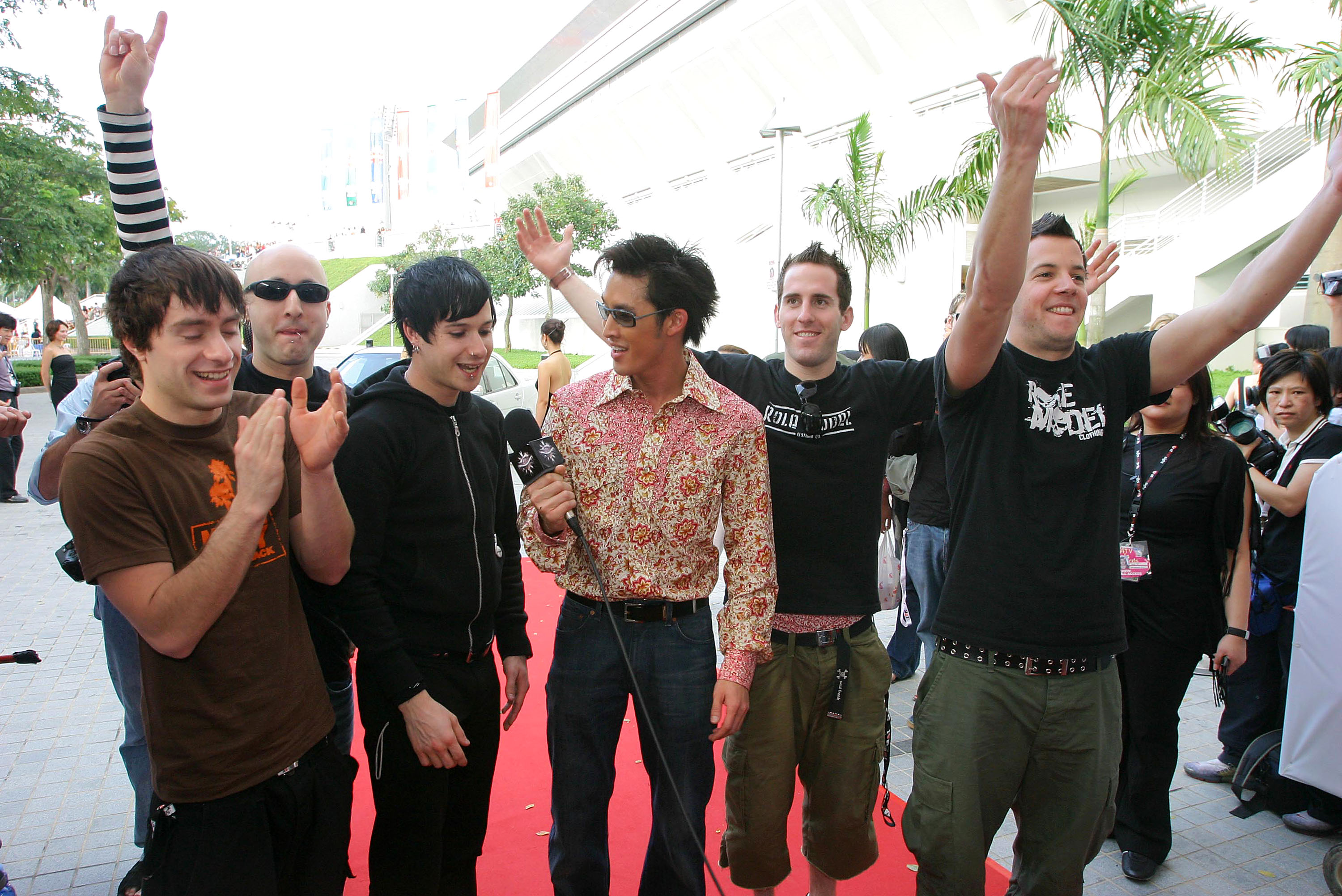 Interviewing Canadian punk pop band Simple Plan at the 2004 MTV Asia Awards. Photo Luis Enrique Ascui / Getty Images