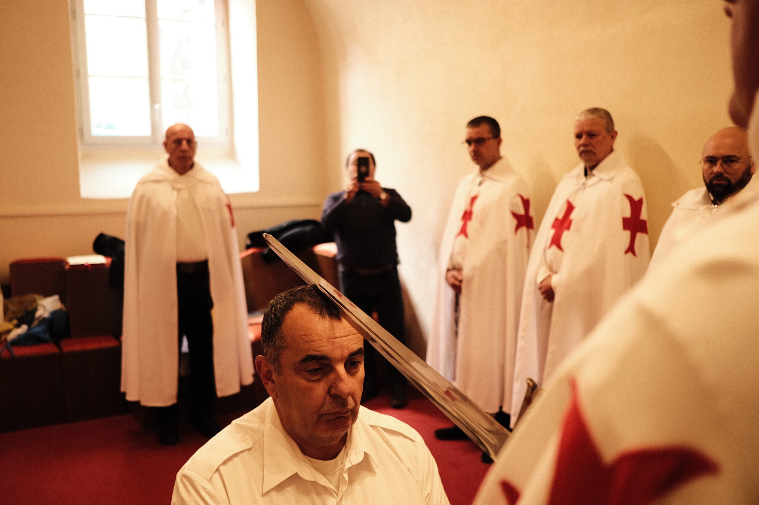 cavalerii templieri din franta si extrema dreapta
