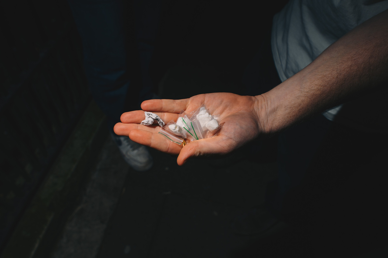 Packets of miscellaneous white rocks and powders