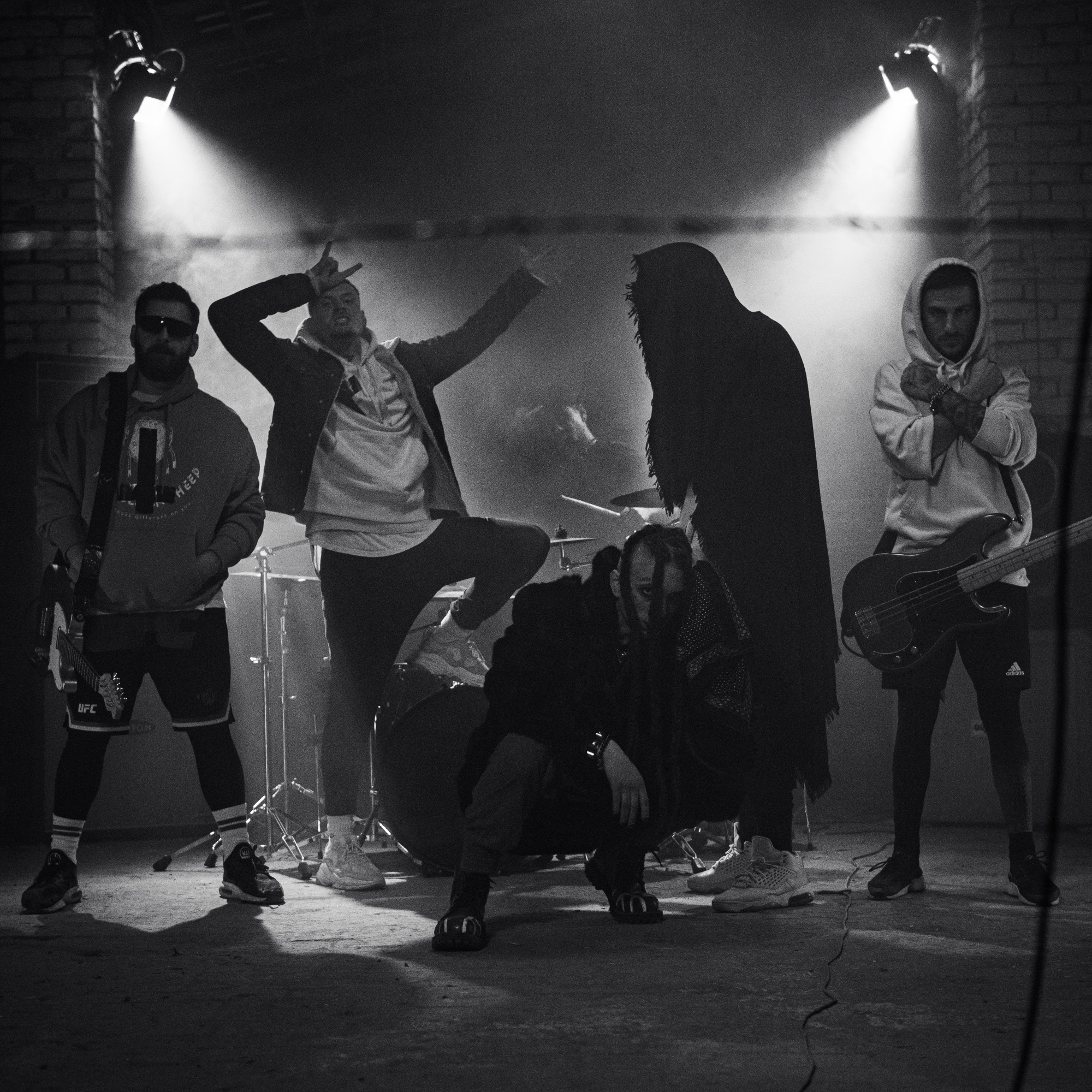 hvnds, killa fonic rava, seek music, trap cu metal