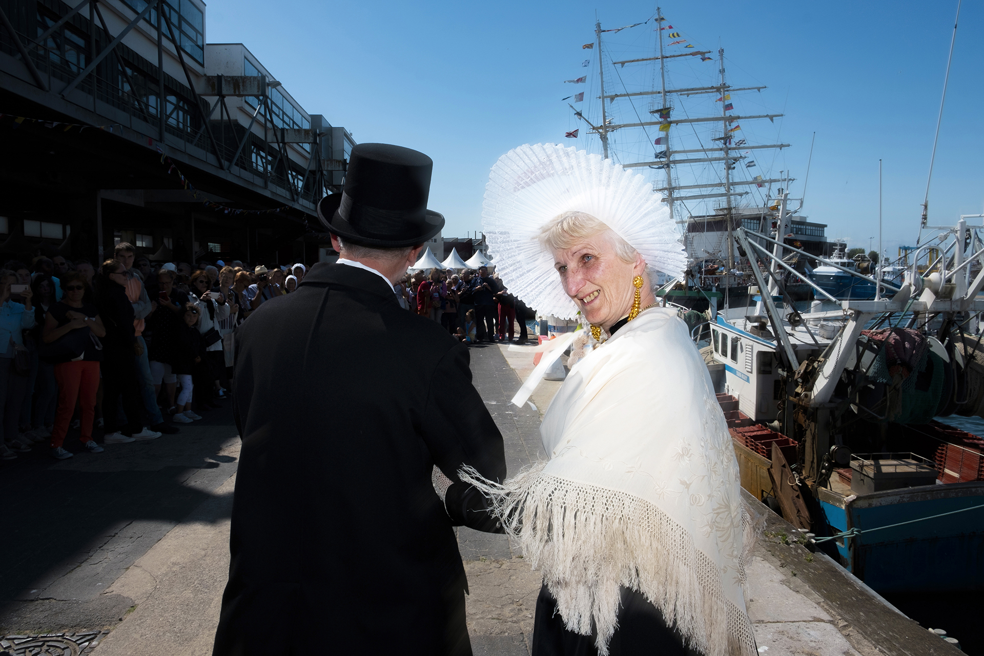 BOULOGNE SUR MER DEFILÉ copie.jpg