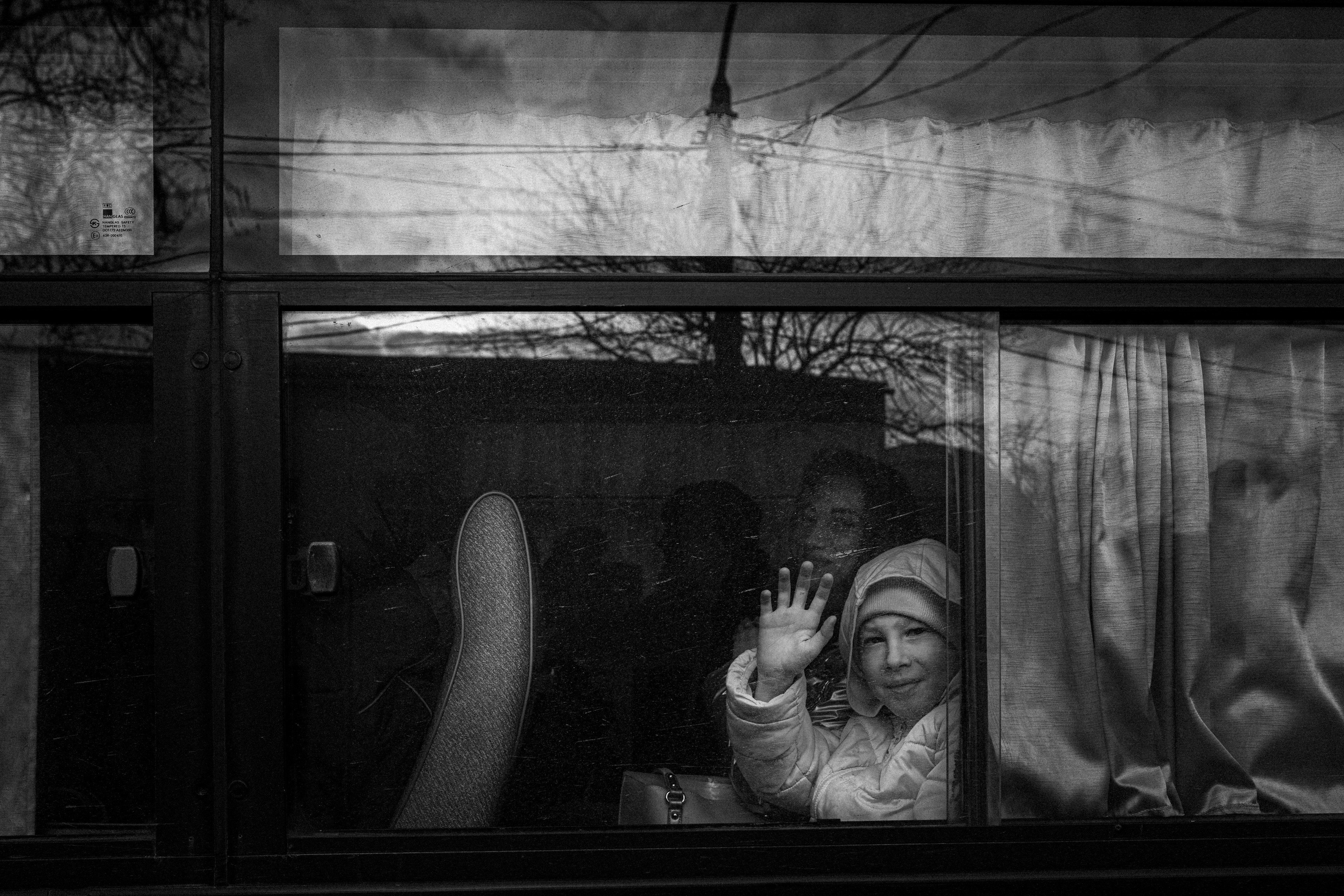 A family is evacuated from Mykolaiv.