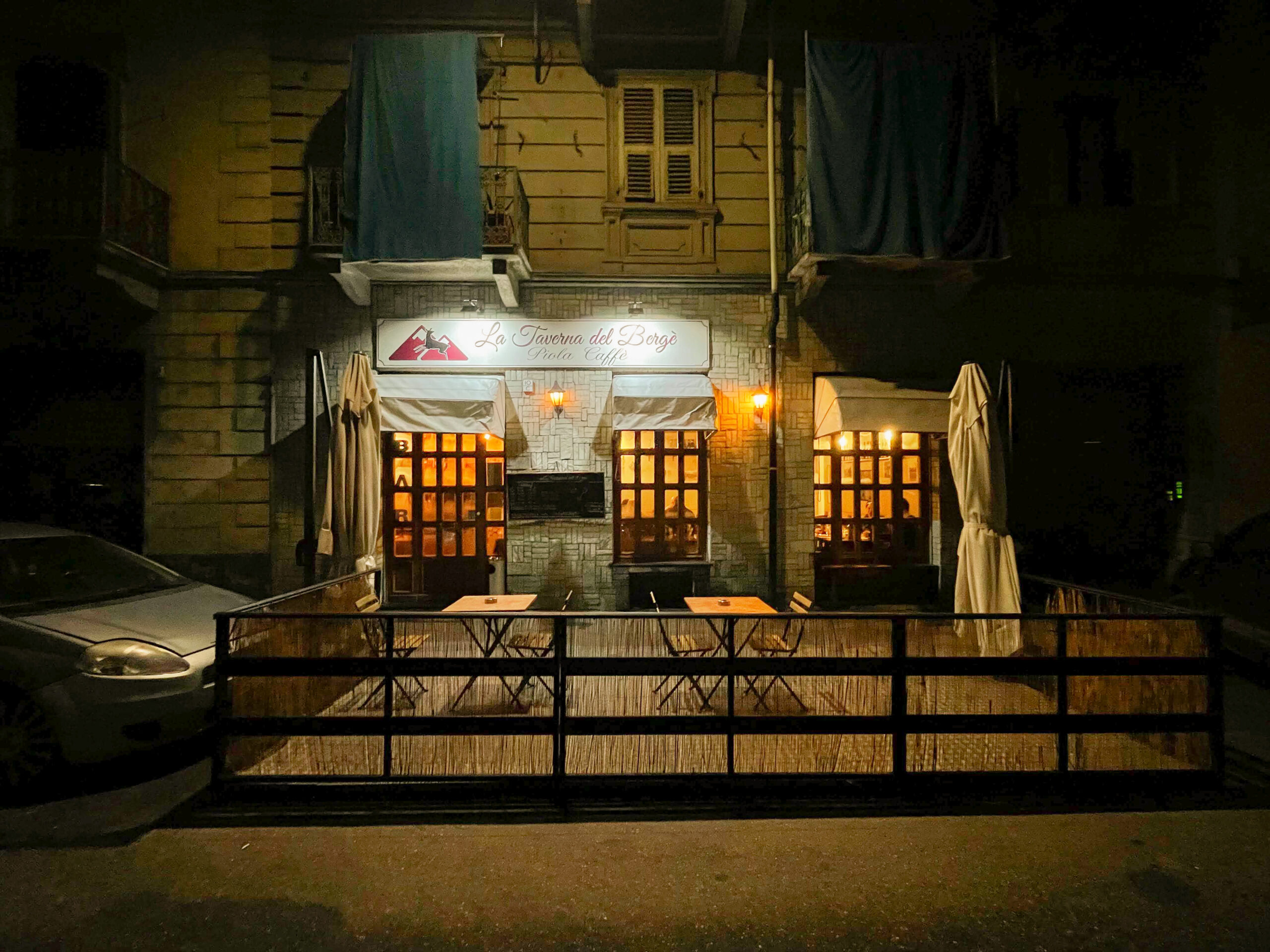 taverna del berge 05.jpg