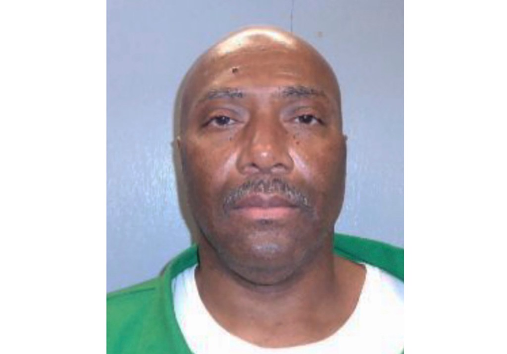 Death Row Inmate Is Being Forced to Choose: Firing Squad or Electric Chair