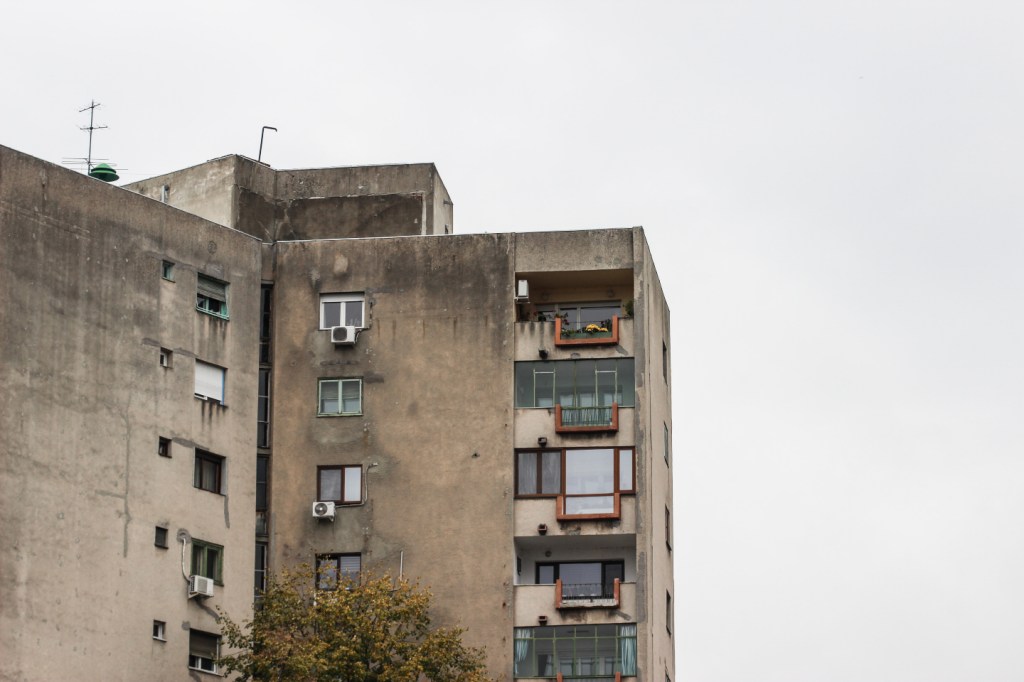 Ce am învățat despre români după ce mi-am dat în chirie apartamentul din centrul Bucureștiului