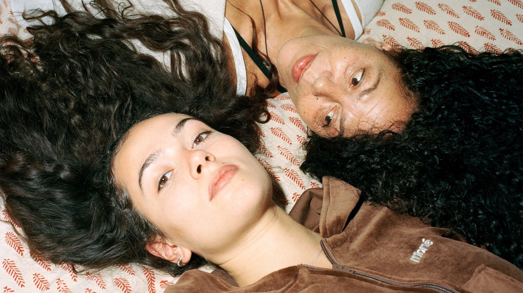 Foto che raccontano il delicato rapporto tra madre e figlia