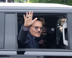 johnny-depp-heard-trial-jury-social-media