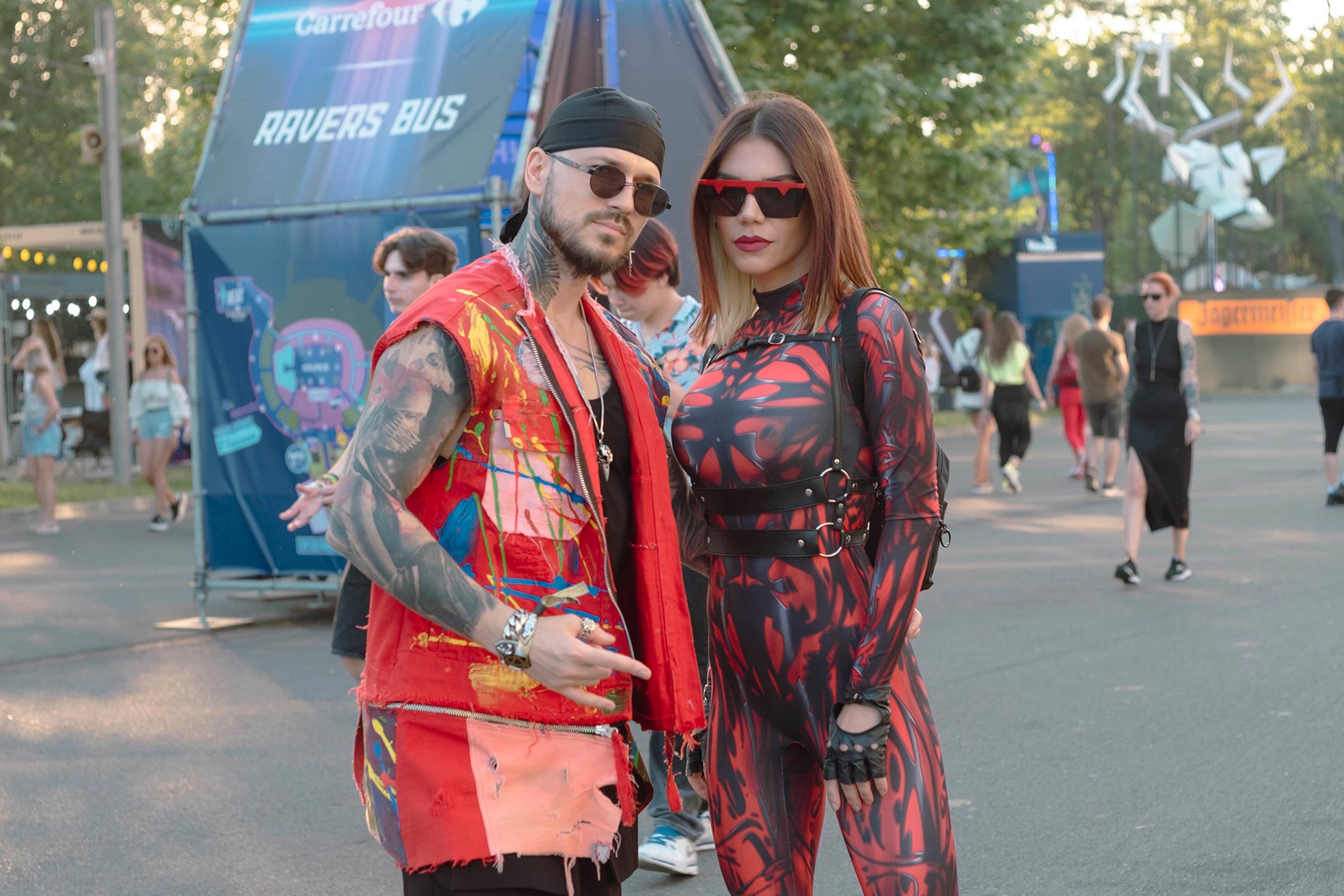 outfit fashion saga festival cuplu