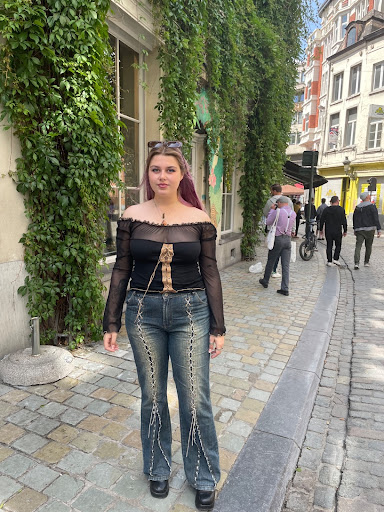 moda anii 2000 fashion trend tiktok y2k pantaloni
