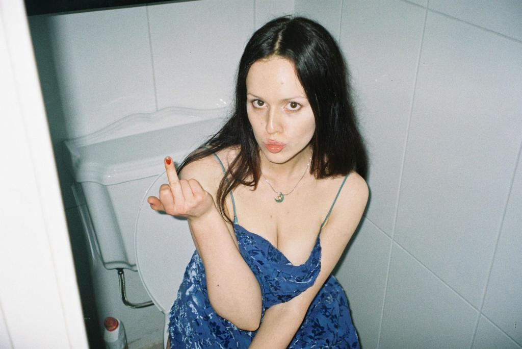 How to Throw a House Party That Doesn’t Suck