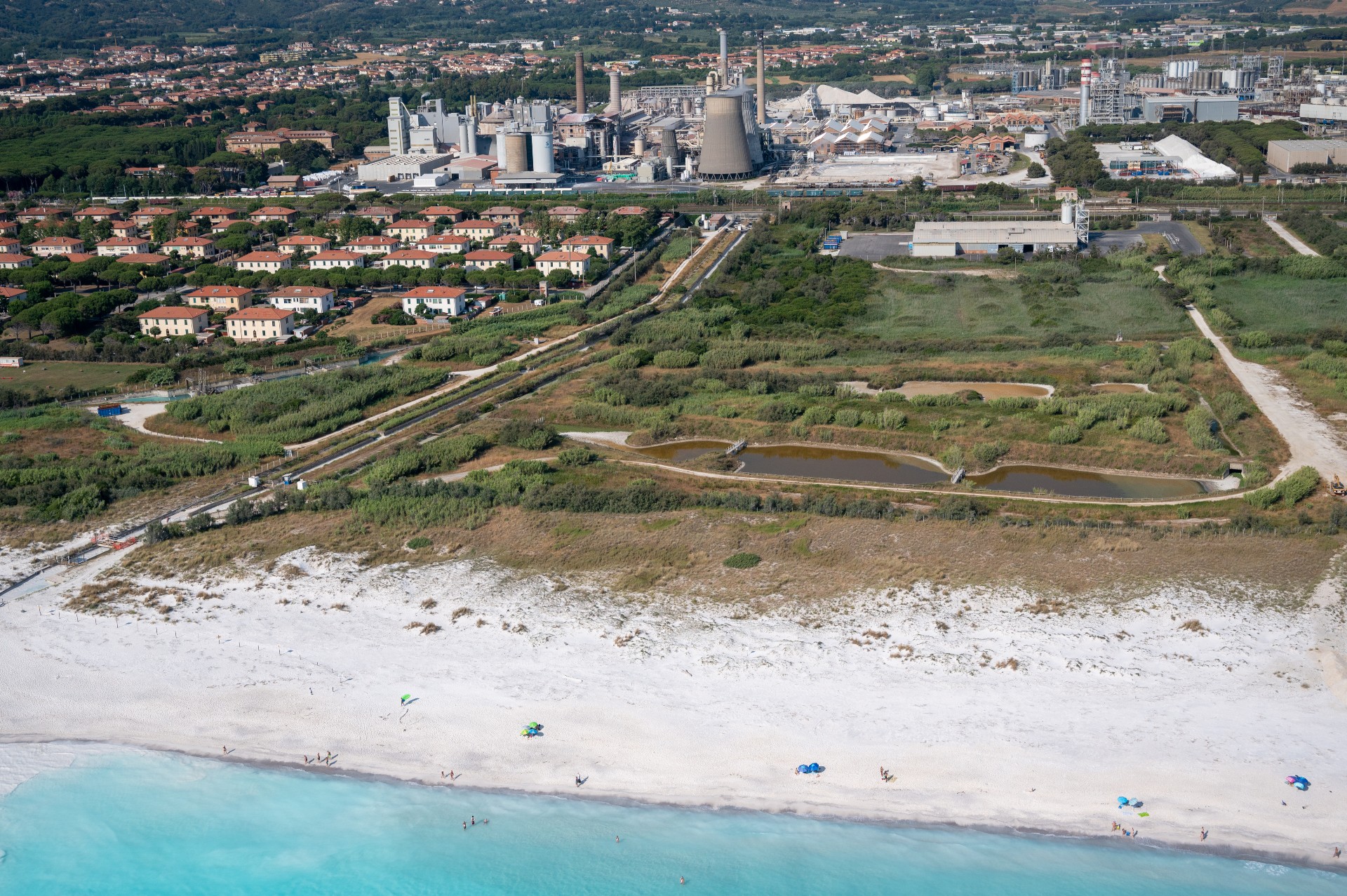 plaja poluare italia, turism italia mercur plaja
