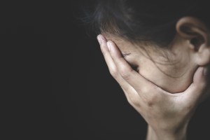 polisi indonesia sering nikahkan korban kekerasan seksual dengan pelaku akibat salah tafsir keadilan restoratif