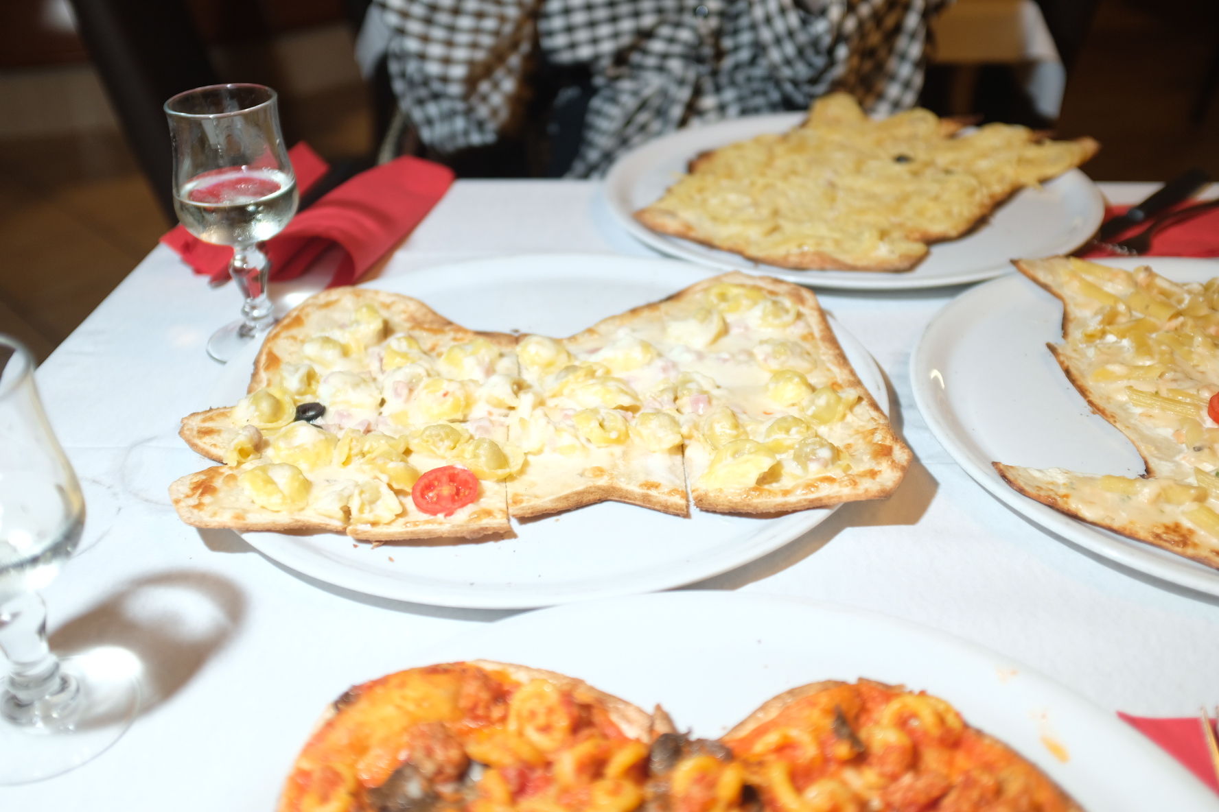 Pizza tortellini.JPG