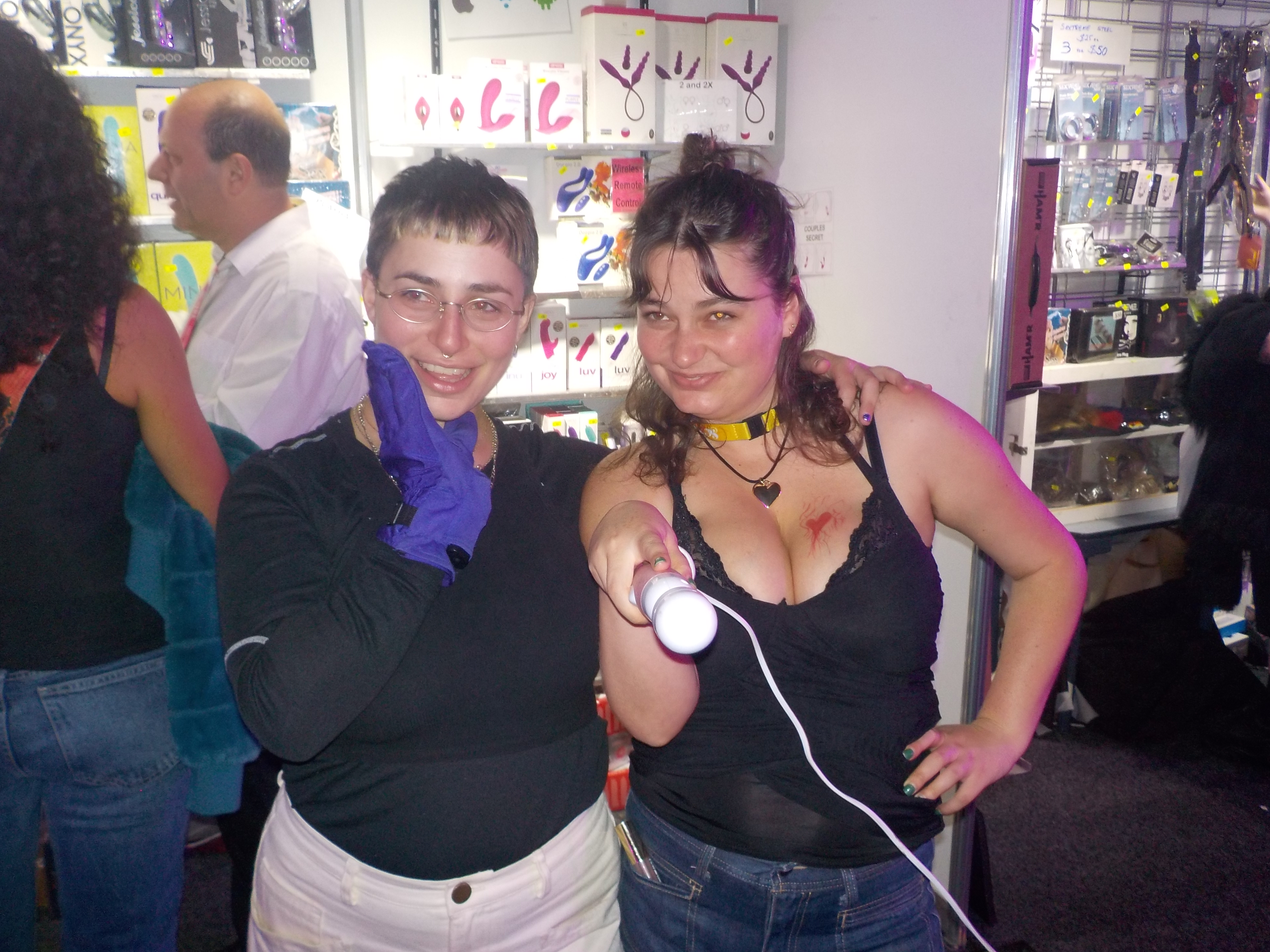 tamar (L) and indigo (R) demonstrating the 50-year-old goods