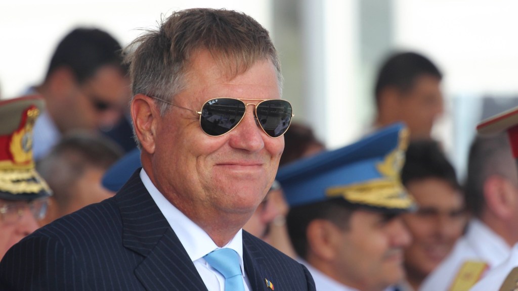 Marile momente când Iohannis a fost mai prins cu vacanța decât cu munca