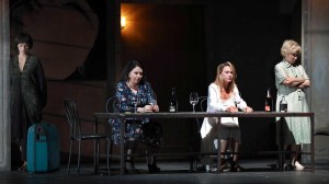 exil piesa teatru alexandra tnb migratie