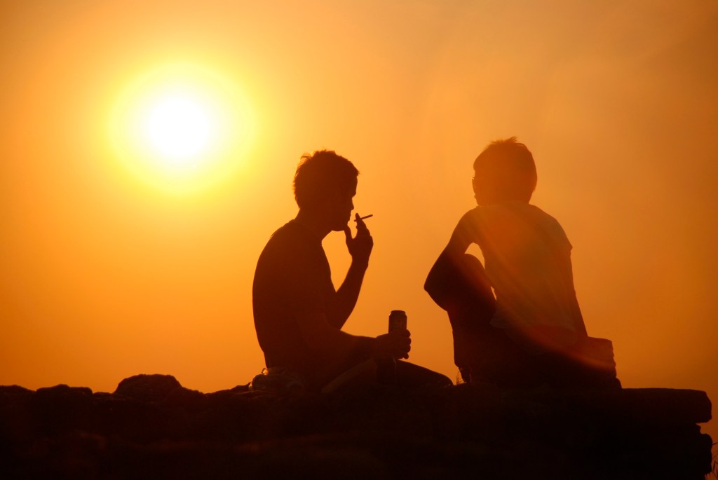 Zo ga je het moeilijke gesprek aan met een vriend(in) die drugsverslaafd is