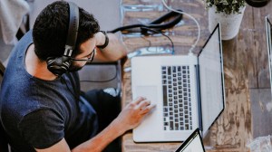 chatgpt bani job programare internet online ai