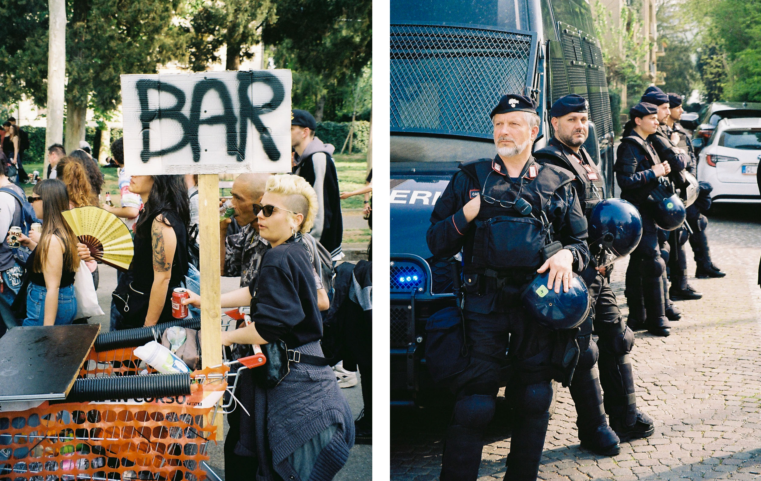 Links: Ein Einkaufswagen mit dem Schild Bar, rechts: Bereitschaftspolizisten warten