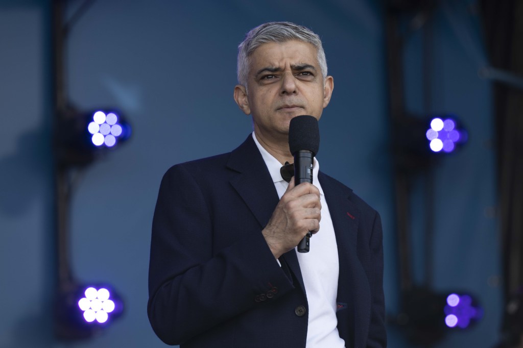 London Mayor: Big Polluters Could Be Teaming Up With Far-Right to Undermine Me