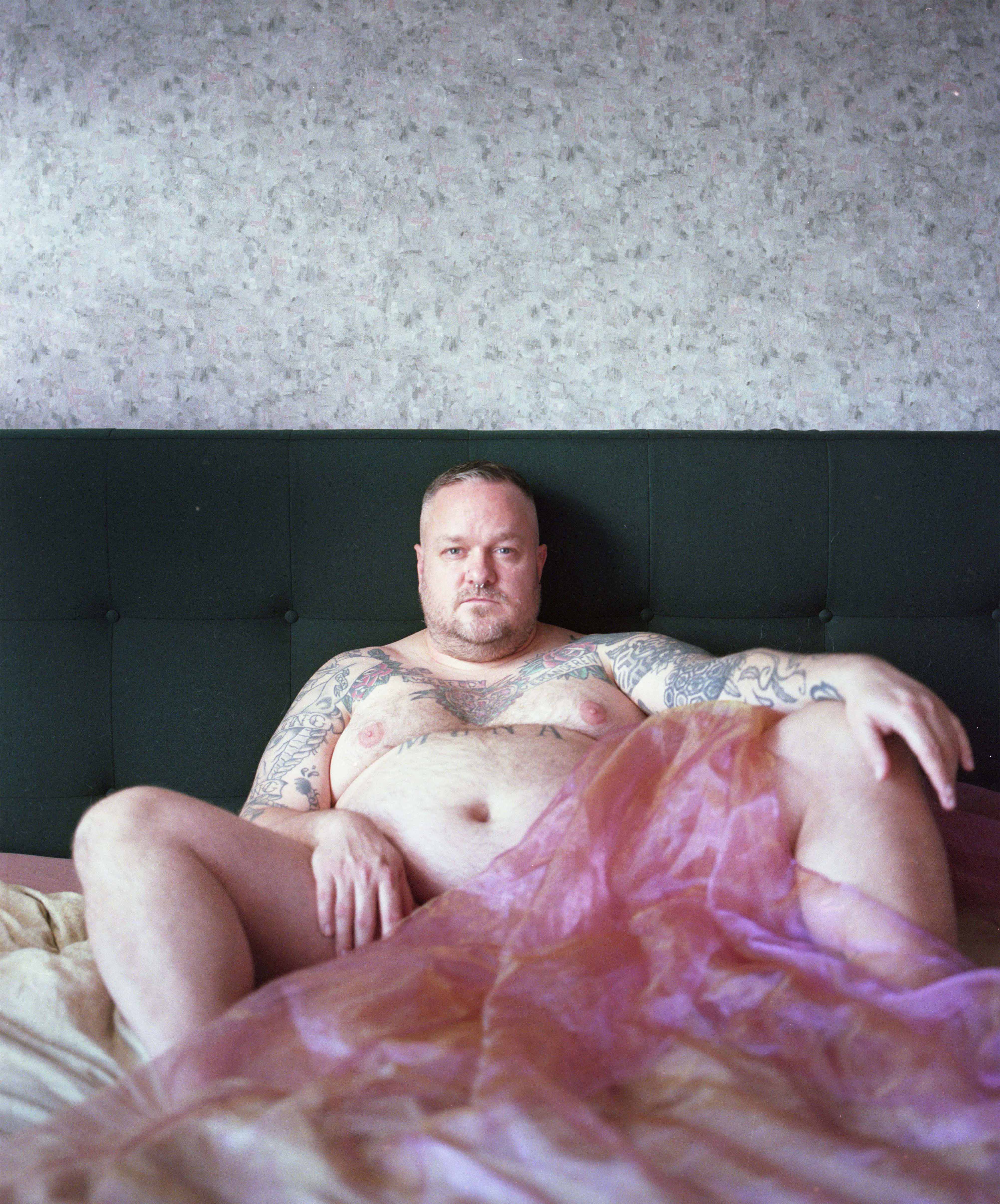 fotografii cu persoane queer si corpuri queer