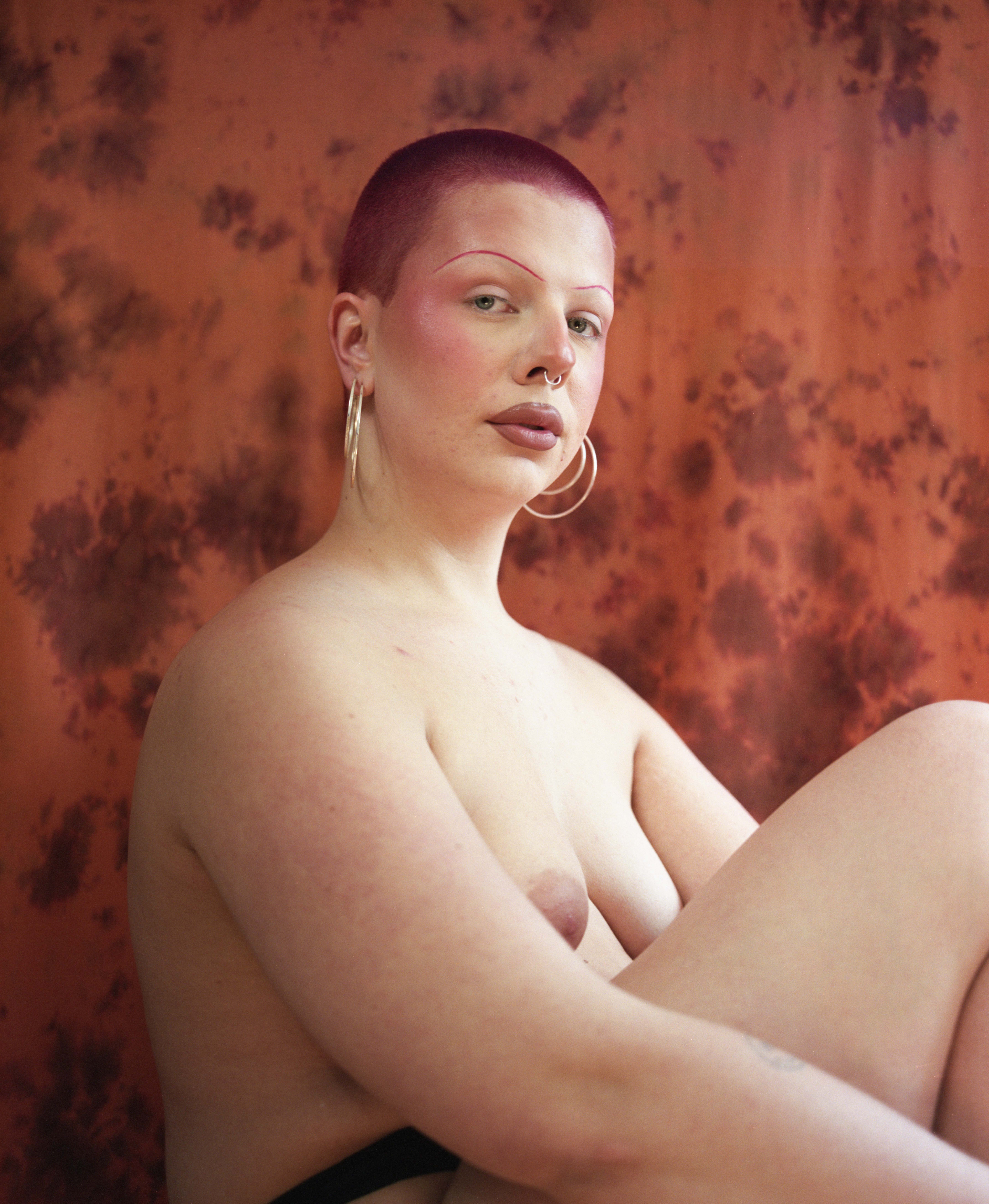 fotografii cu persoane queer si corpuri queer